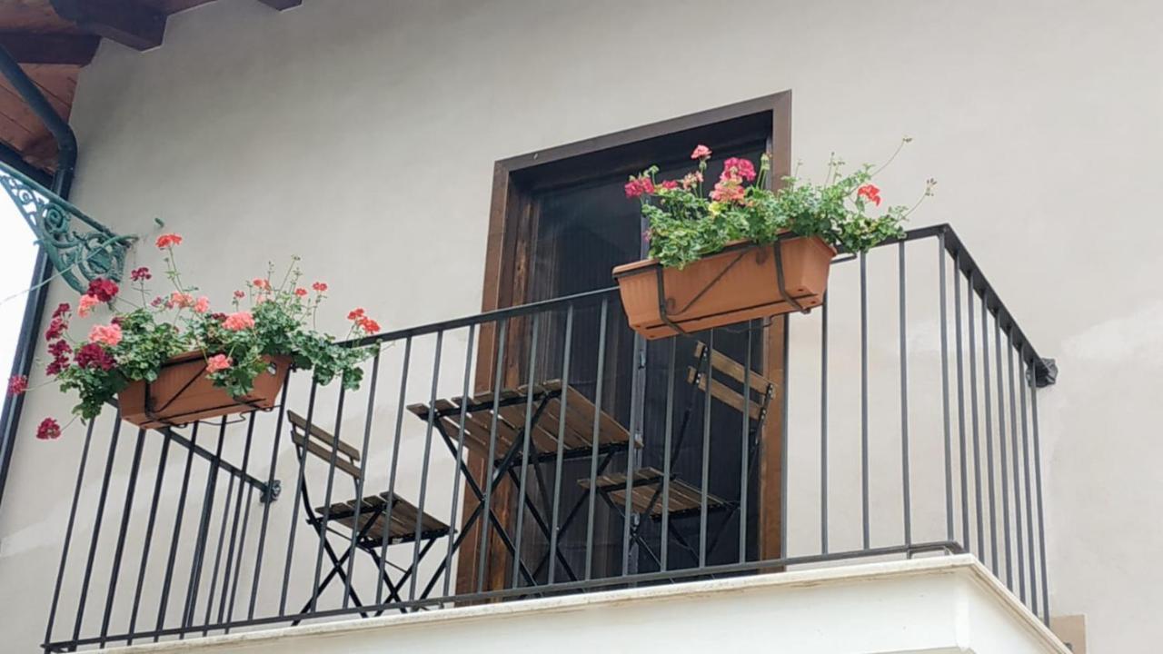 "Il Casaletto" Agriturismo Moderno, Vista Panoramica E Cibo Spettacolare- Scurcola Marsicana Exteriér fotografie