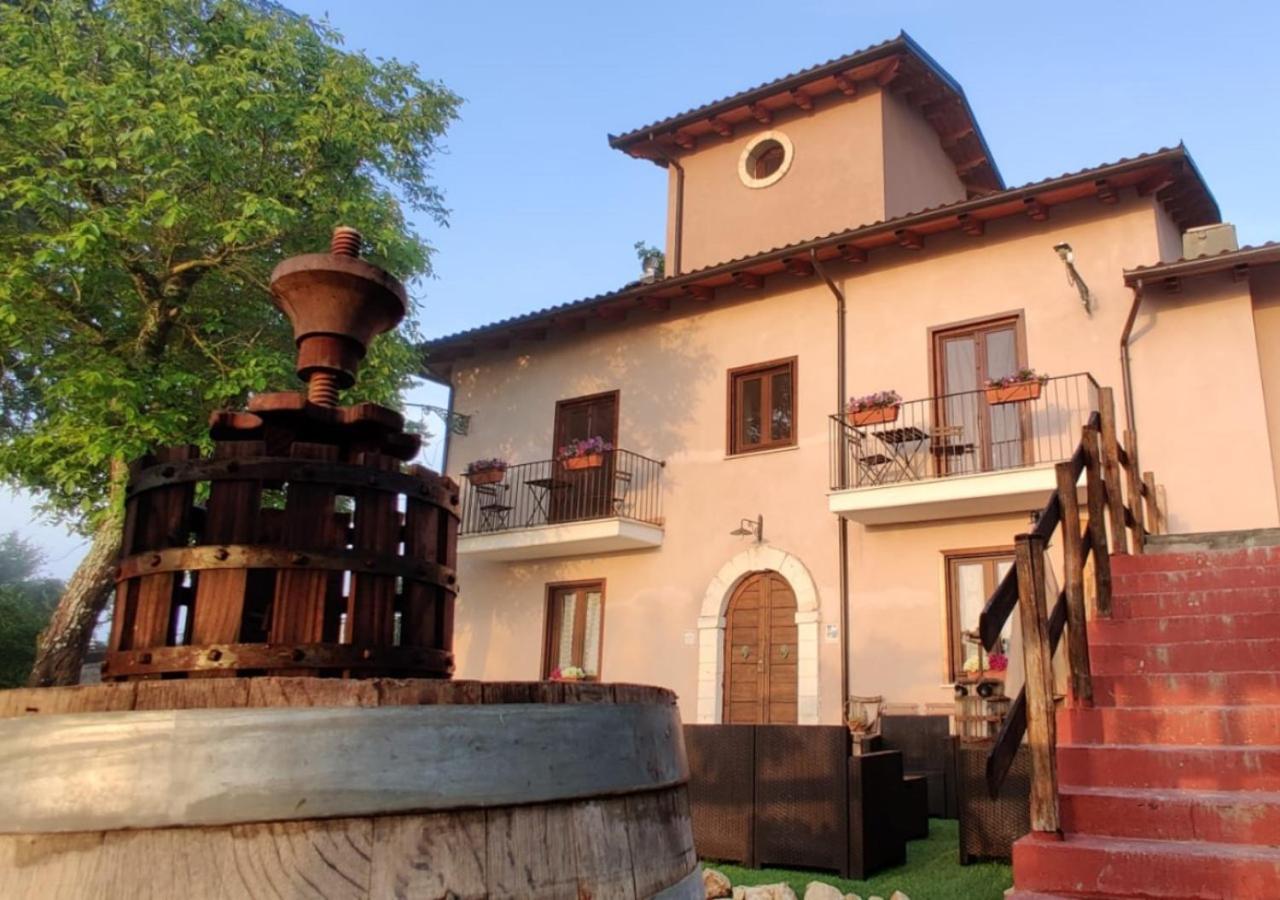 "Il Casaletto" Agriturismo Moderno, Vista Panoramica E Cibo Spettacolare- Scurcola Marsicana Exteriér fotografie